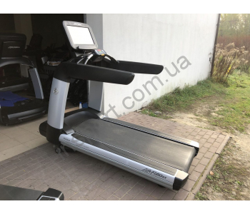 Беговые дорожка Life fitness 