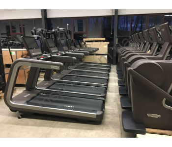 Беговая дорожка Technogym Run Artis Unity 