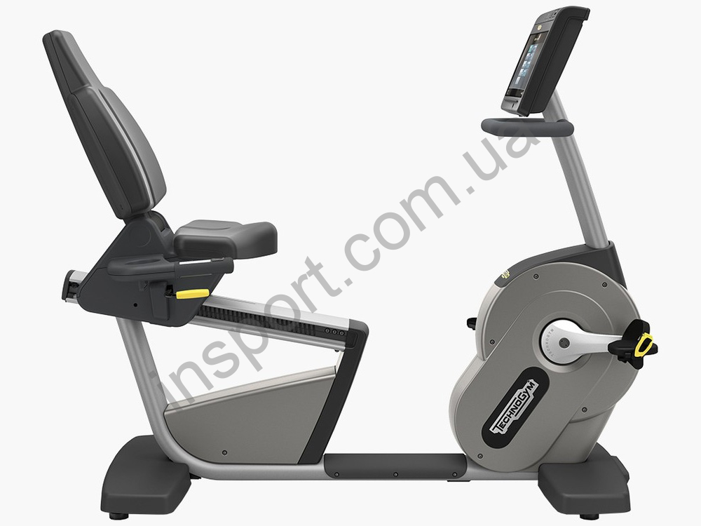Горизонтальный велотренажер Technogym Recline TV